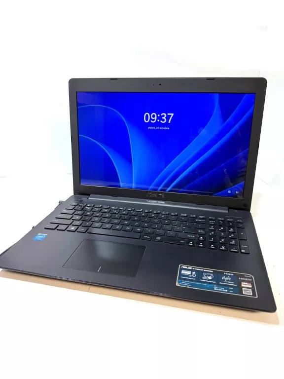 LAPTOP  ASUS  F553M