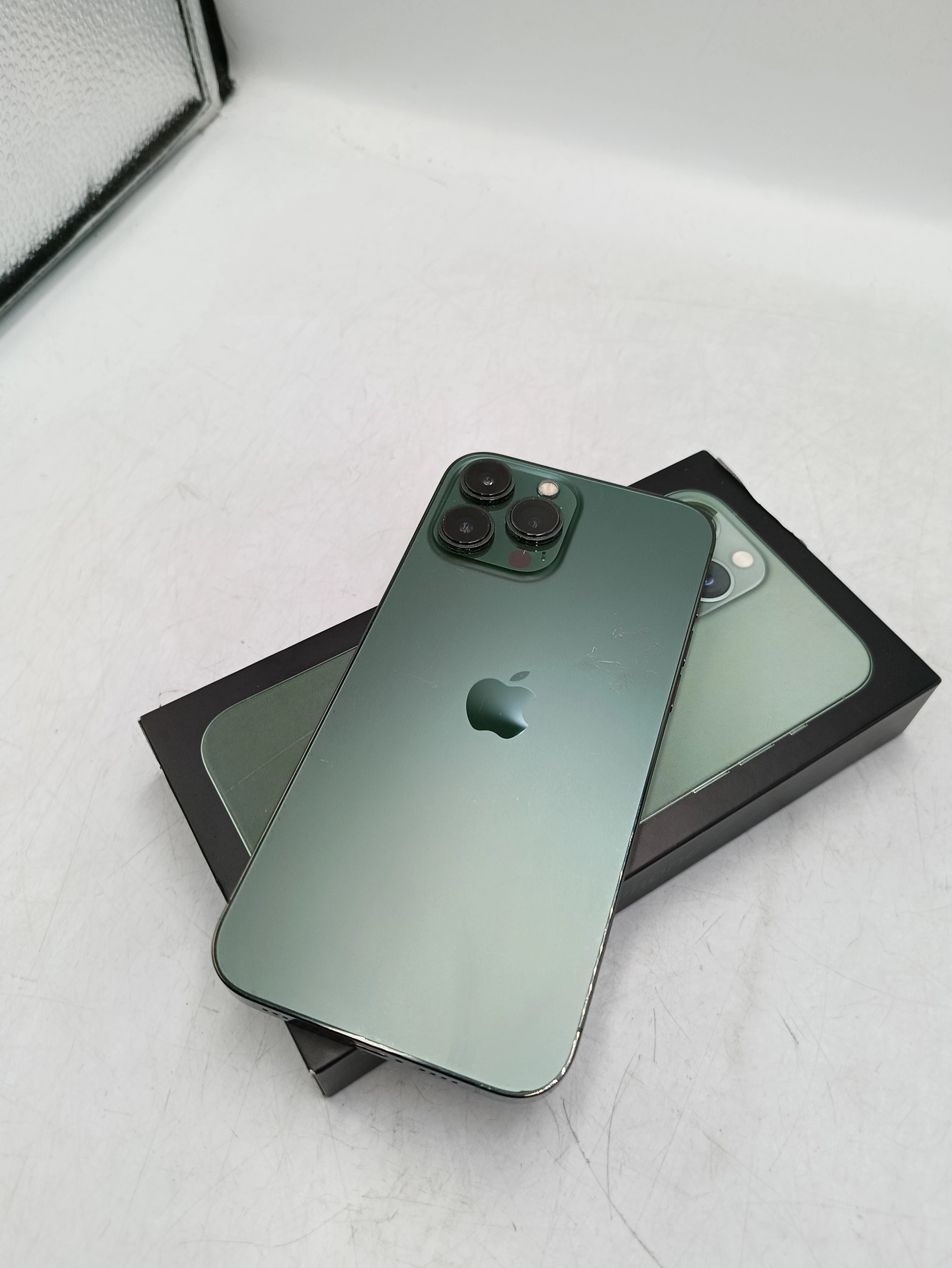 telefon-apple-iphone-13-pro-max-256gb-kondycja-84-opis-slowackiego-17-katowice