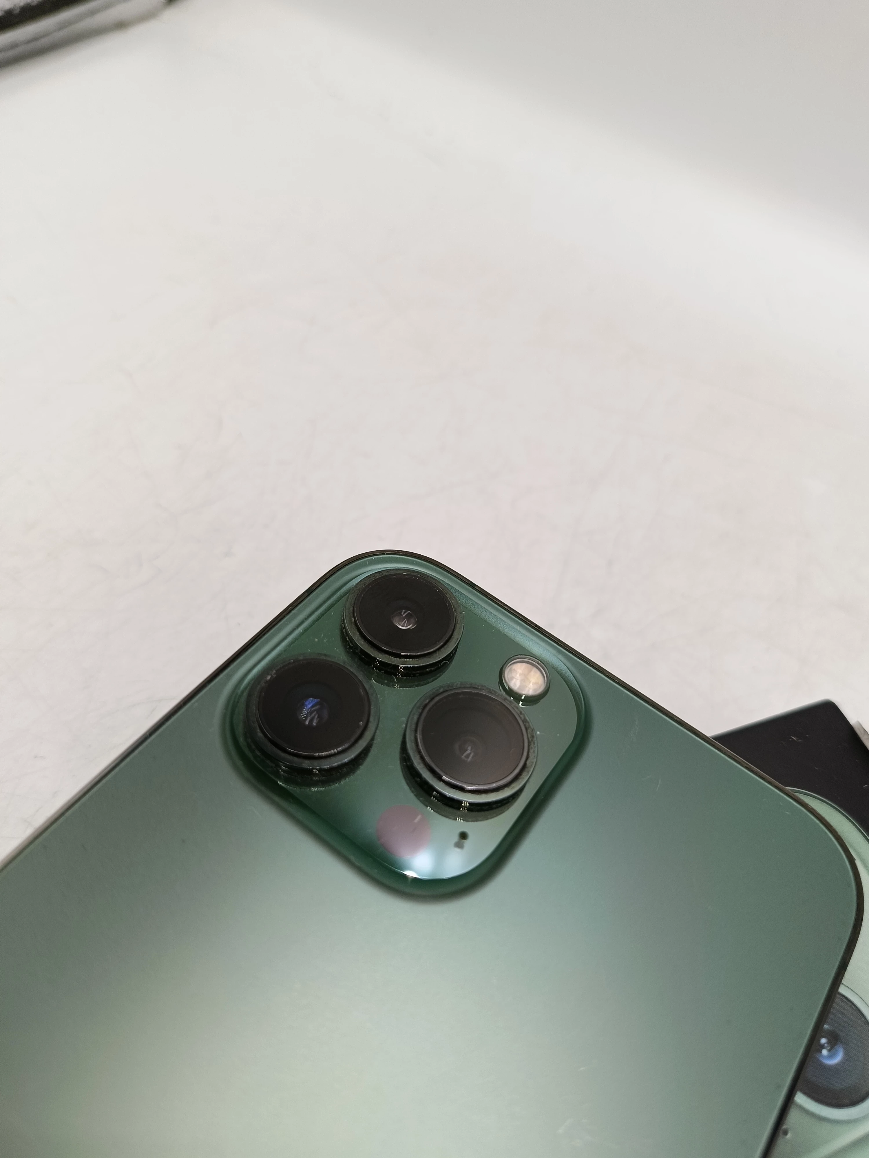 telefon-apple-iphone-13-pro-max-256gb-kondycja-84-opis-kod-producenta-mnd03pma