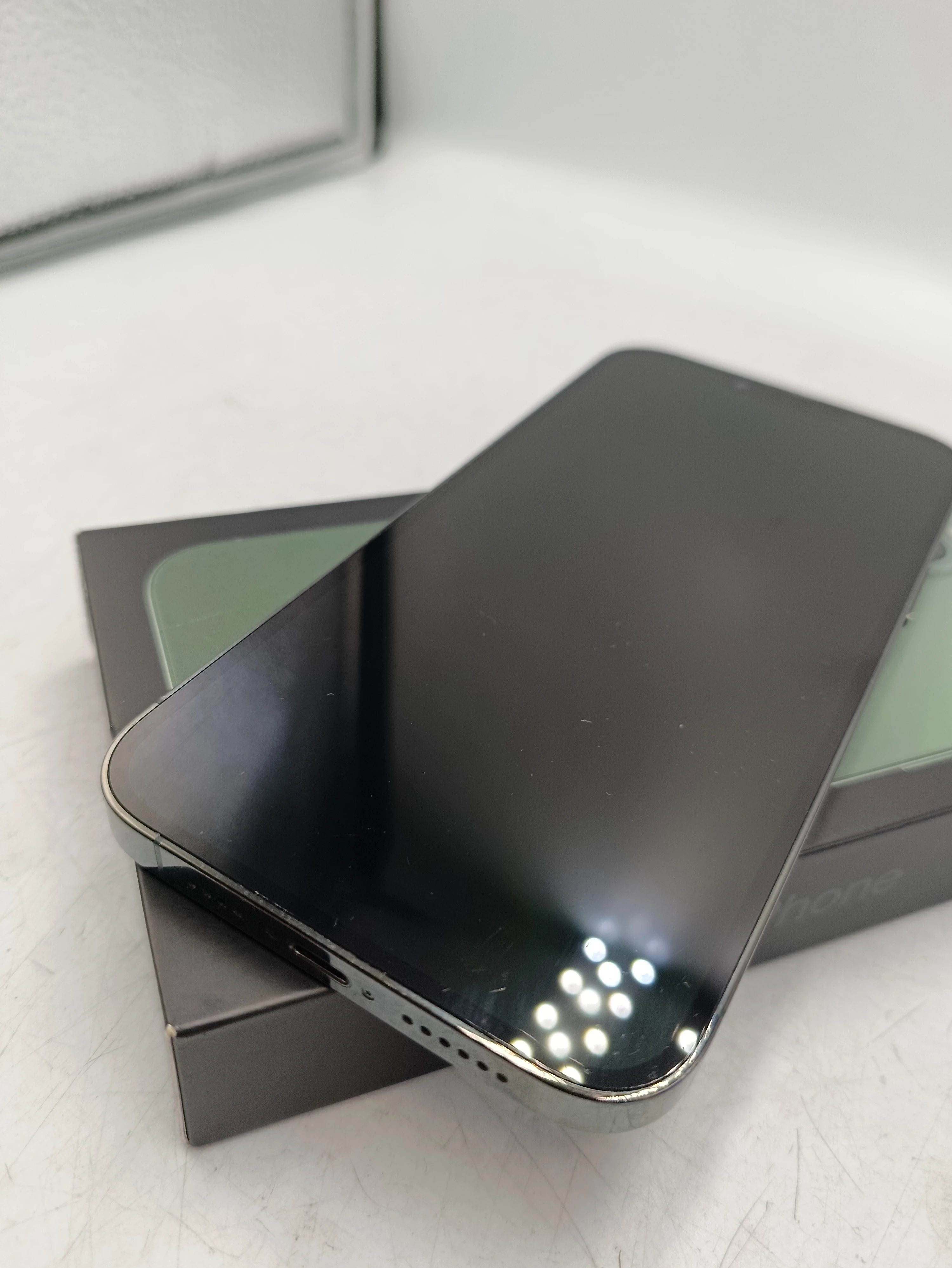 telefon-apple-iphone-13-pro-max-256gb-kondycja-84-opis-wbudowana-pamiec-202869-214185