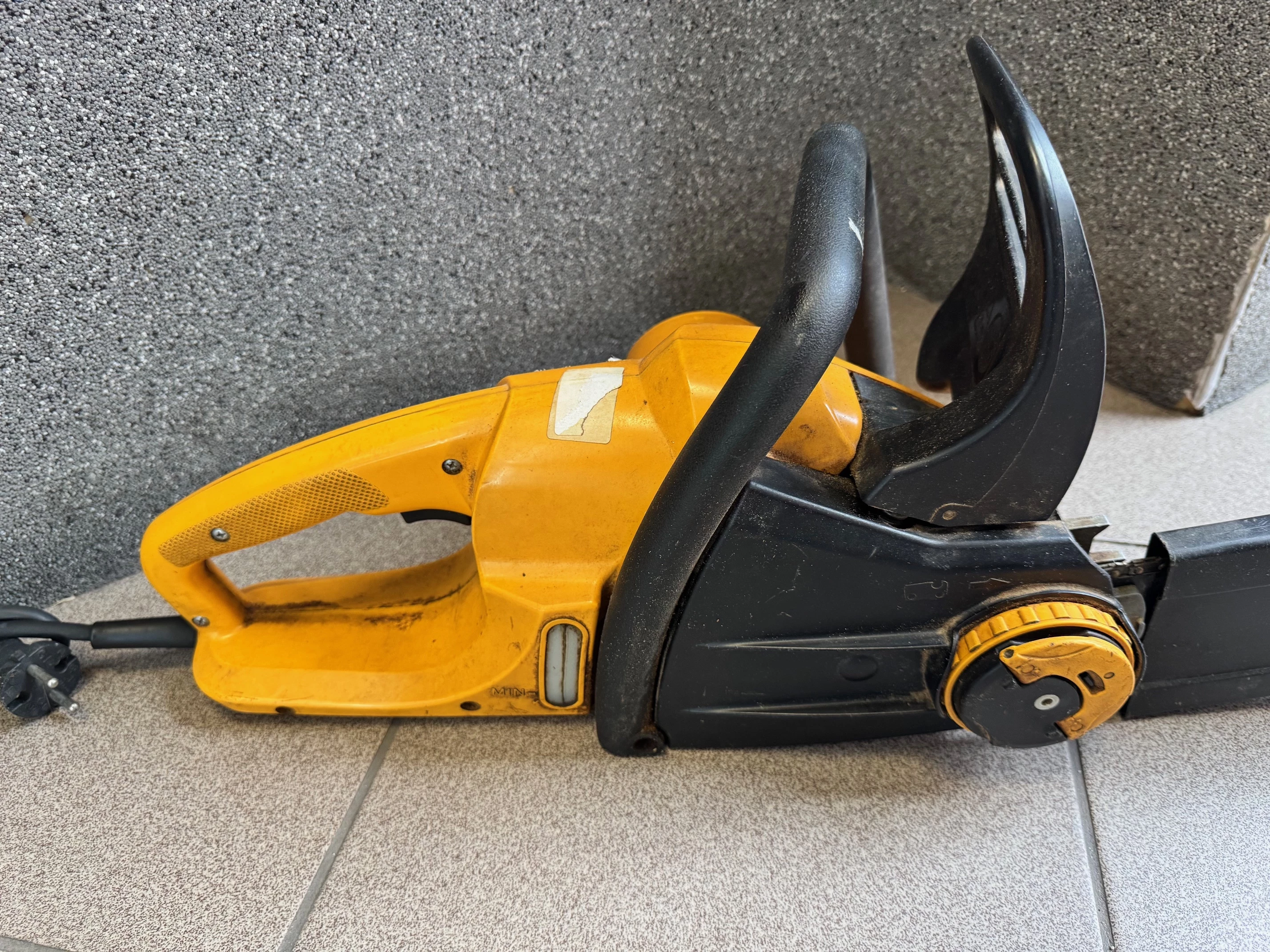 pila-elektryczna-partner-es-2200-marka-248811-958954