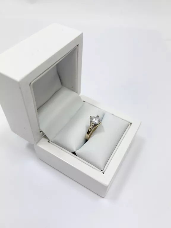 zloty-pierscionek-z-duzym-kamieniem-585-257g-r10-ean-gtin-0022405576799