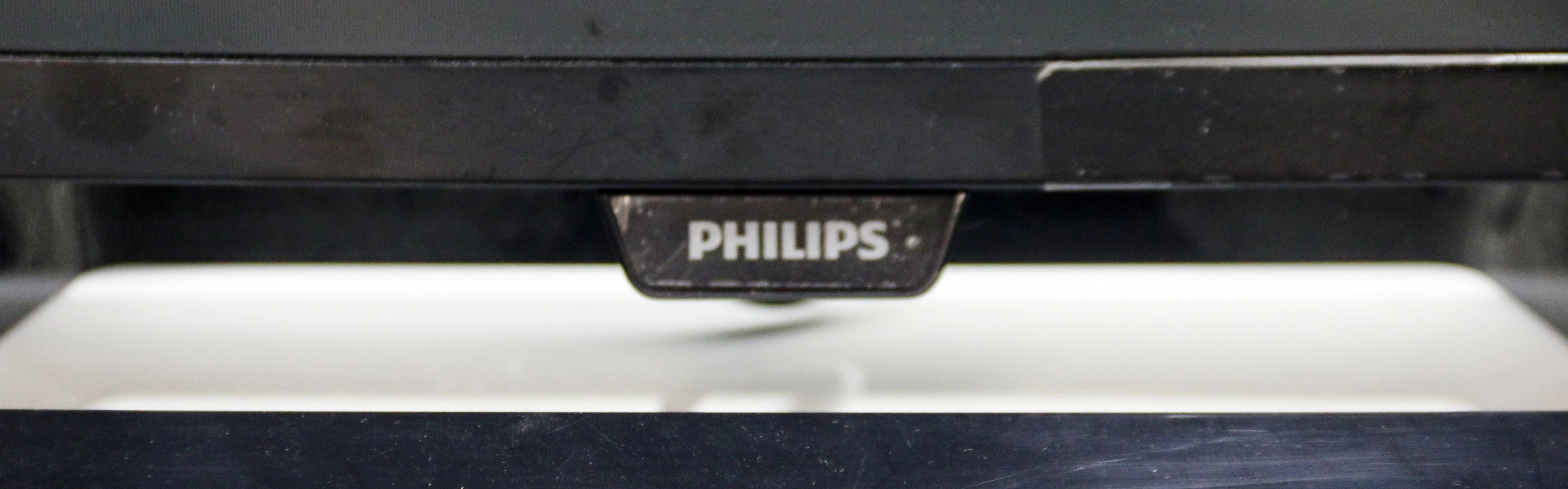 philips-32phh410088-hd-100hz-2xhdmi-usb-dvb-tc-ean-gtin-8718863003107