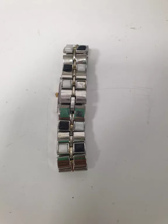 ZEGAREK PERFECT Y09
