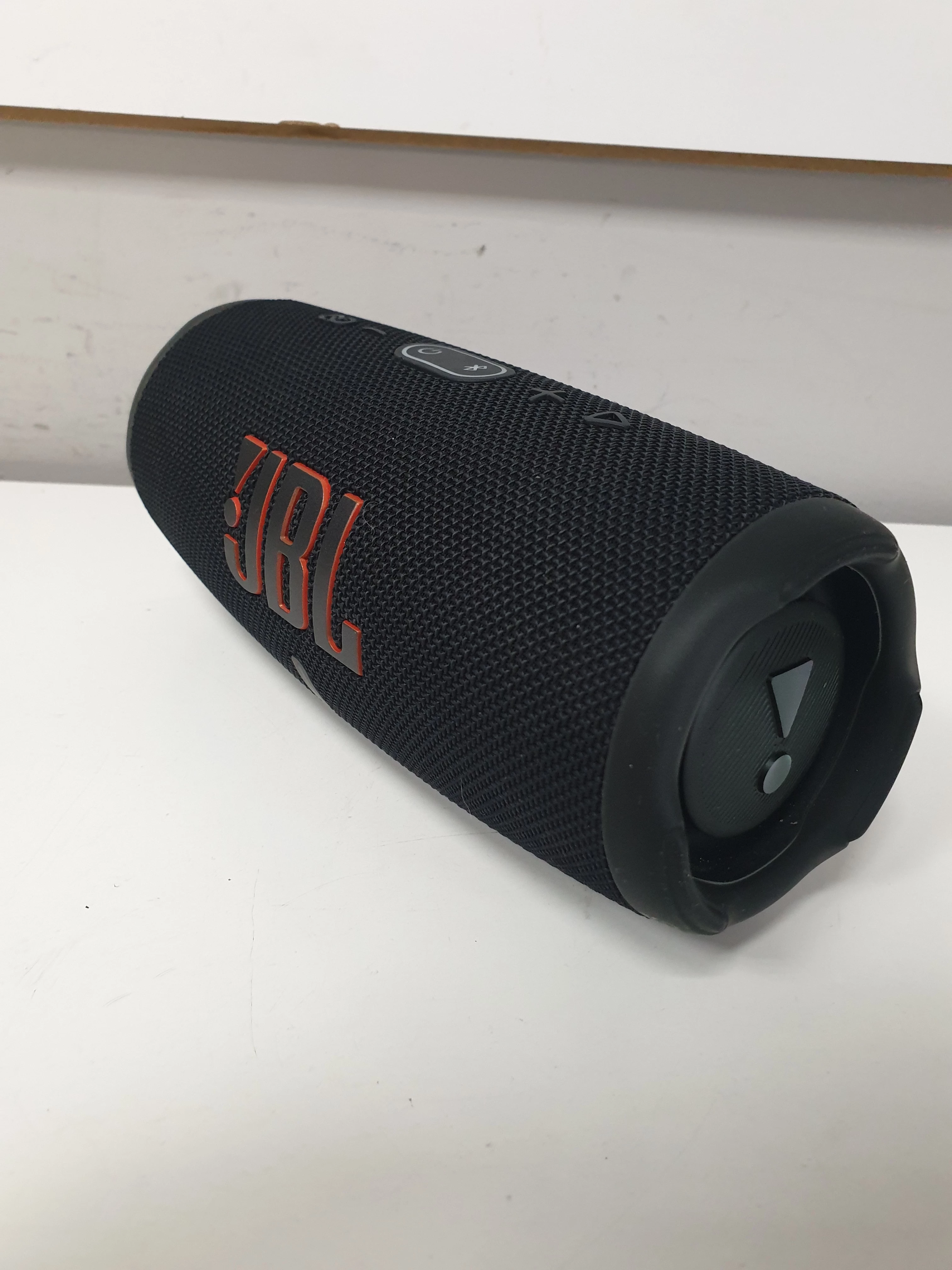 glosnik-przenosny-jbl-charge-5-moc-4000