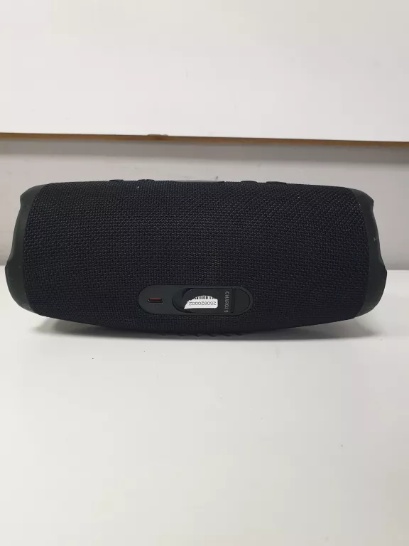 glosnik-przenosny-jbl-charge-5-funkcje-221089-2