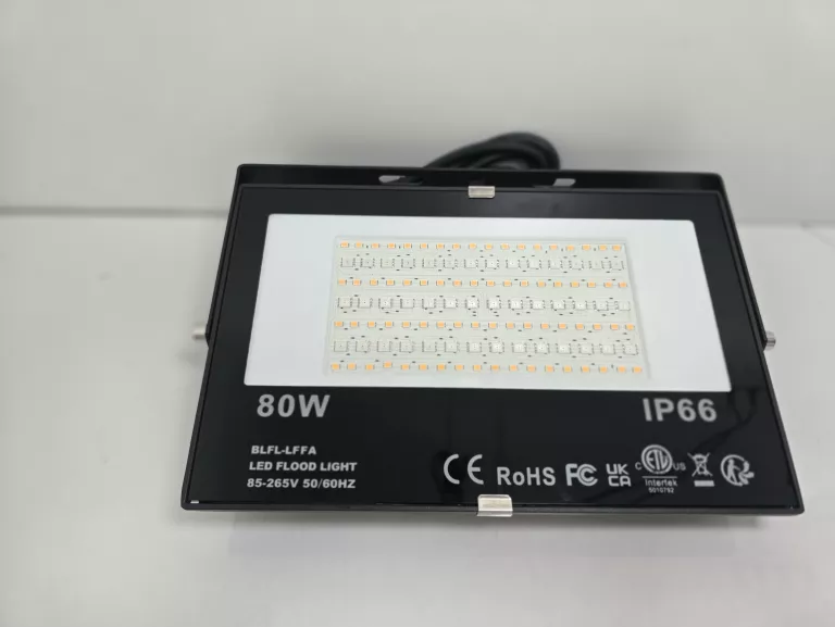 LED FLOOD LIGHT ILC PUD DWIE SZTUKI
