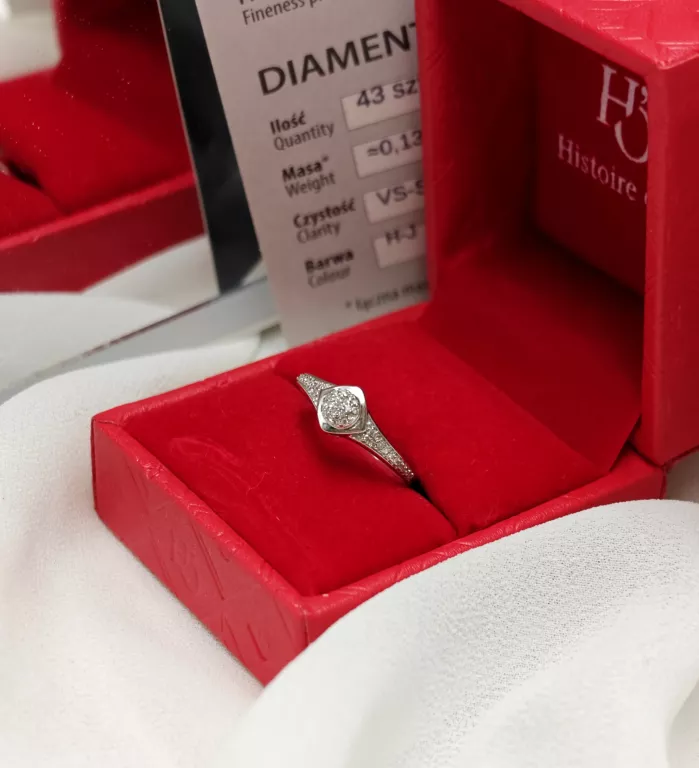 ZŁOTY PIERŚCIONEK BIAŁE ZŁOTO Z 43 BRYLANTAMI 0,13 CT 375 1,79G R10