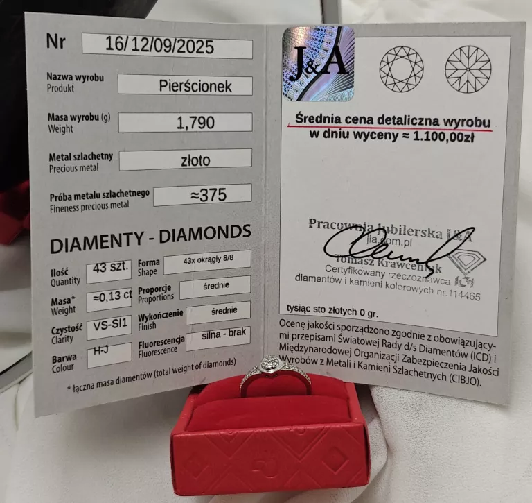 ZŁOTY PIERŚCIONEK BIAŁE ZŁOTO Z 43 BRYLANTAMI 0,13 CT 375 1,79G R10