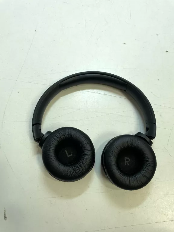 SŁUCHAWKI BEZPRZEWODOWE NAUSZNE JBL TUNE 570BT