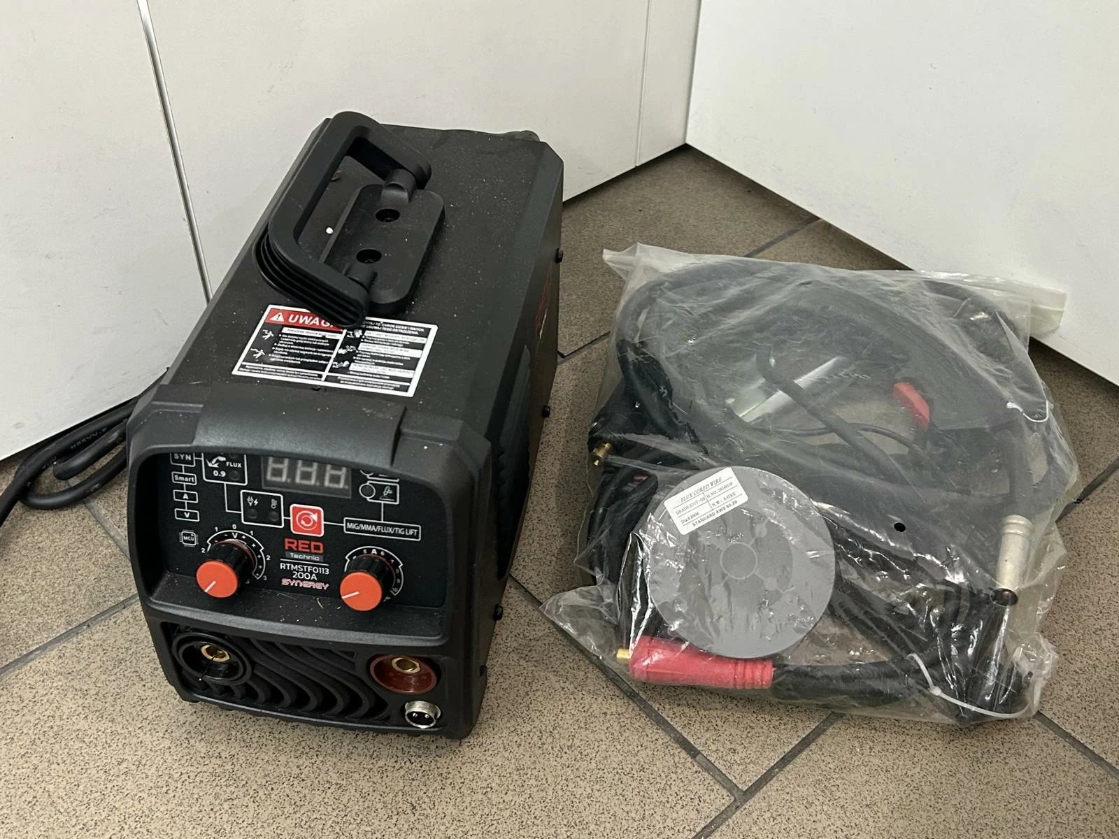 spawarka-migomat-mig-mag-mma-lift-250a-synergy-stary-rynek-9-sroda-wlkp