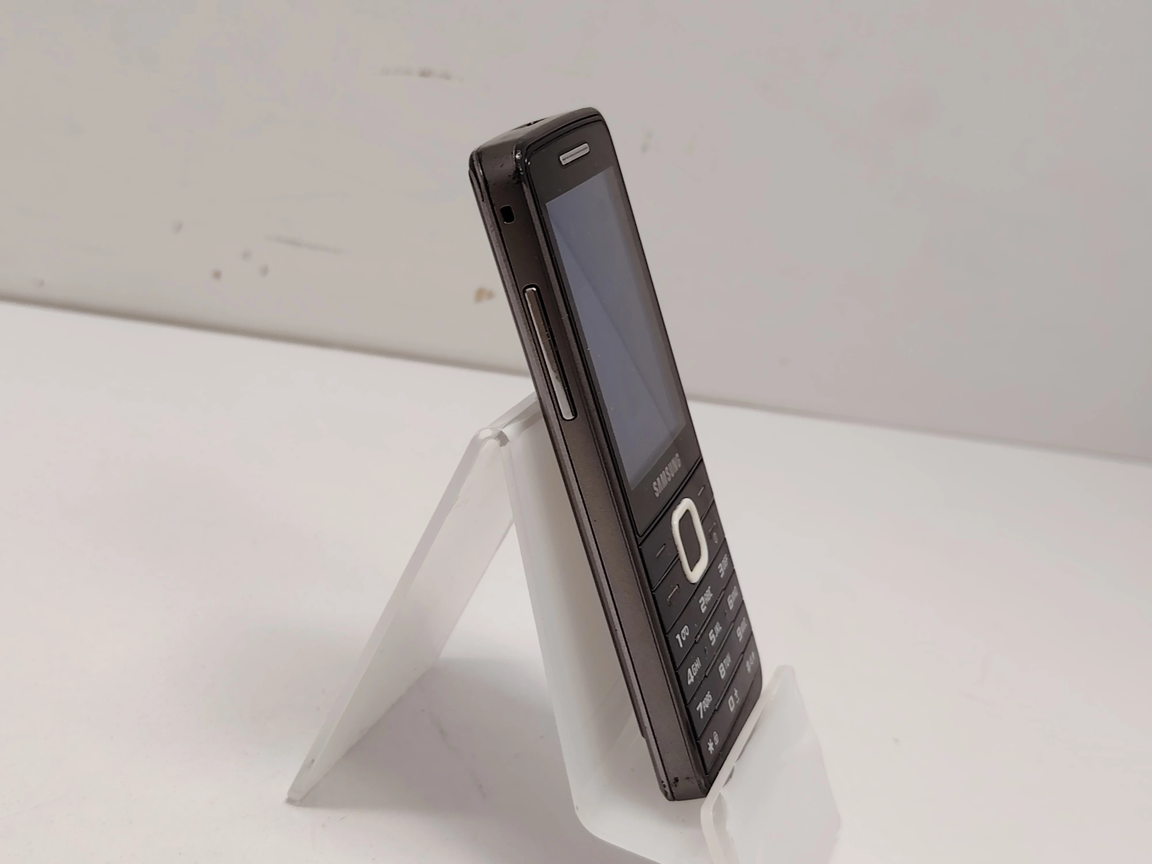 telefon-samsung-gt-s5610-typ-202685-212933