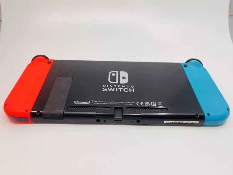 KONSOLA NINTENDO SWITCH KOMPLET