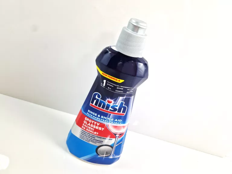 FINISH NABŁYSZCZACZ DO ZMYWARKI NABŁYSZCZAJĄCY SHINE&PROTECT FRESH 400ML