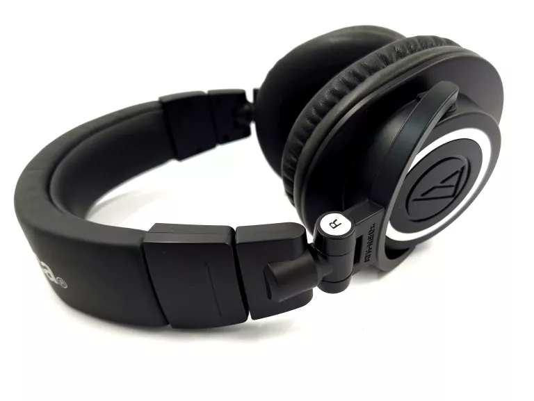 SŁUCHAWKI NAUSZNE AUDIO-TECHNICA ATH-M50X