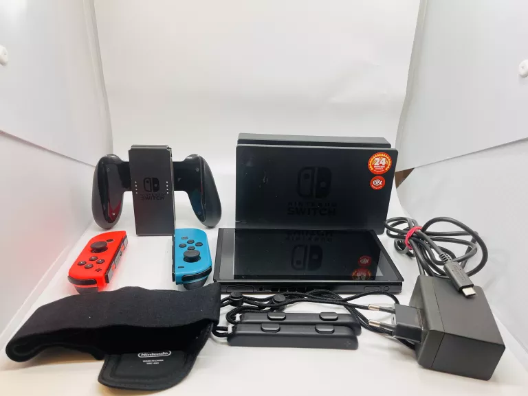 KONSOLA NINTENDO SWITCH KOMPLET