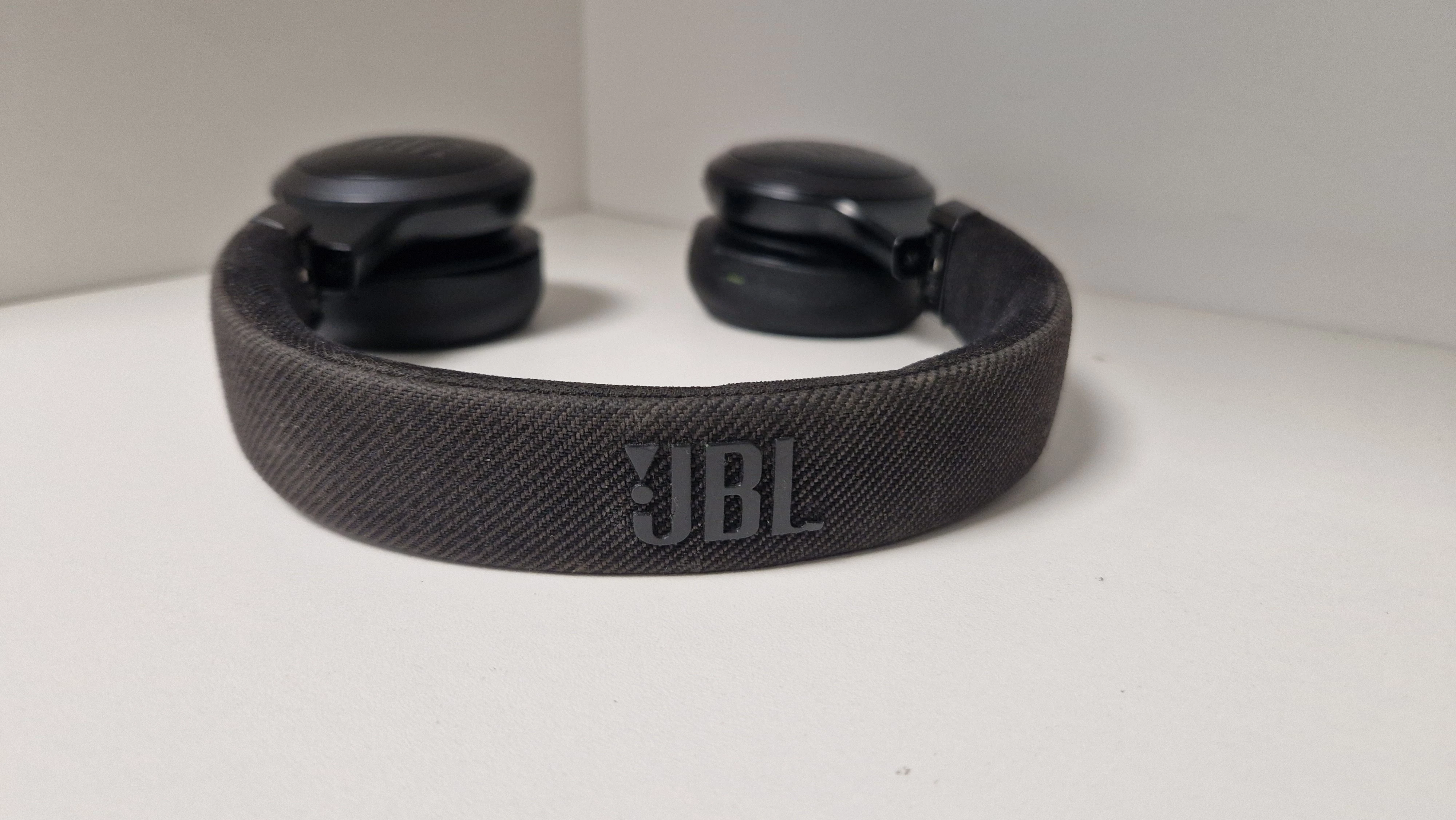 sluchawki-nauszne-jbl-live-670nc-kod-producenta-1200130004735