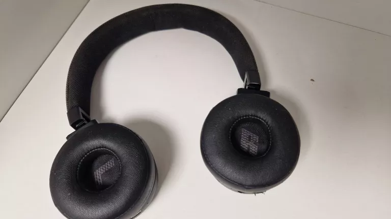 sluchawki-nauszne-jbl-live-670nc-model-250439-1920319
