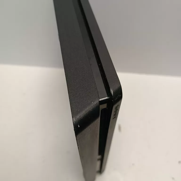KONSOLA SONY PLAYSTATION 4 SLIM
