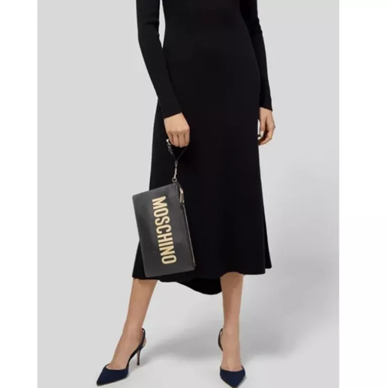 kopertowka-skora-naturalna-moschino-milano-do-reki-czarna-ean-gtin-0889316394849