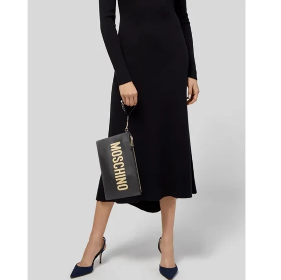 kopertowka-skora-naturalna-moschino-milano-do-reki-czarna-ean-gtin-0889316394849