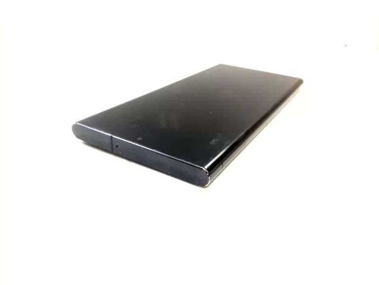 telefon-samsung-galaxy-s22-ultra-12256gb-opis-przekatna-ekranu-680