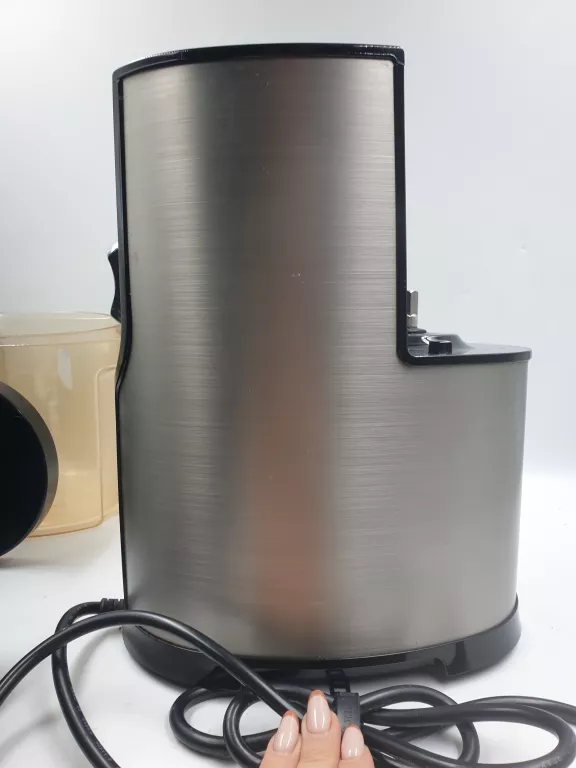 wyciskarka-wolnoobrotowa-hurom-hf-sbe11-szczotkowana-stal-ean-gtin-8809069588380