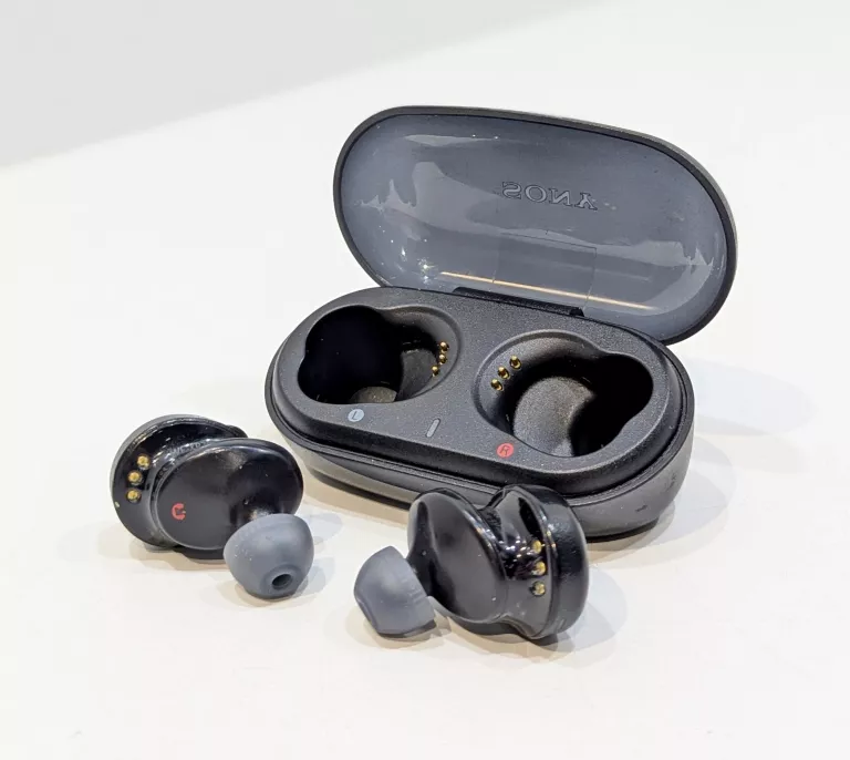 sluchawki-bezprzewodowe-douszne-sony-wf-xb700-stan-11323-2