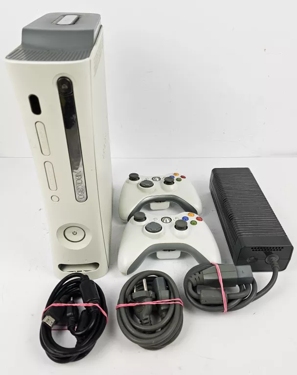 KONSOLA XBOX 360 (FAT) / 2X PADY / OKABLOWANIE
