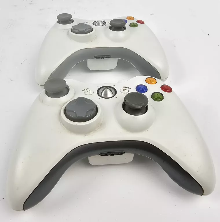 KONSOLA XBOX 360 (FAT) / 2X PADY / OKABLOWANIE