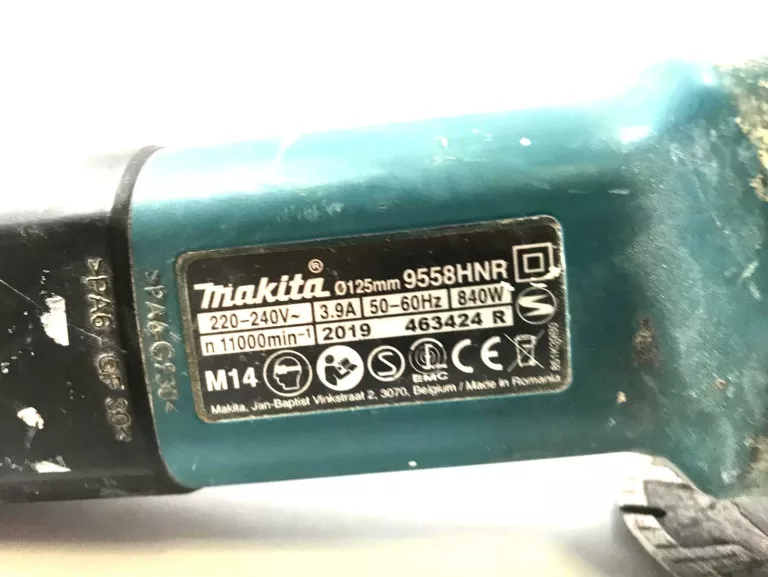 SZLIFIERKA MAKITA 9558HNR 840 W