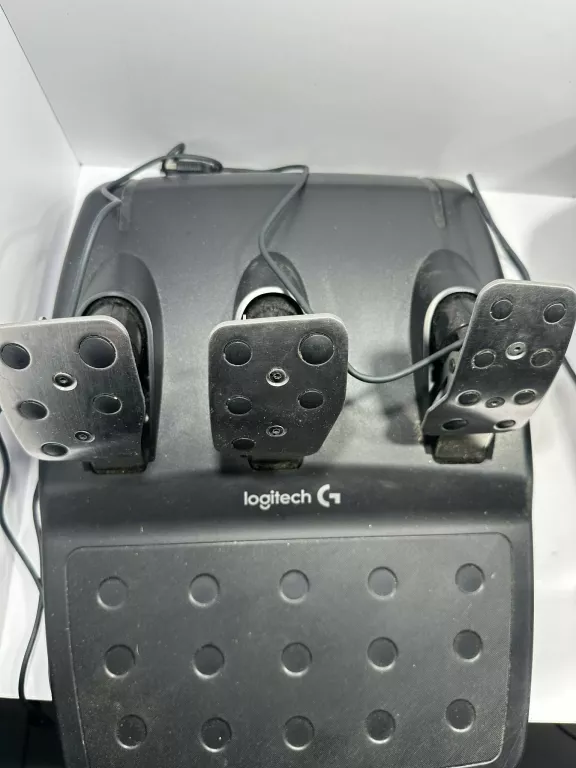 KIEWROWNICA LOGITECH G29