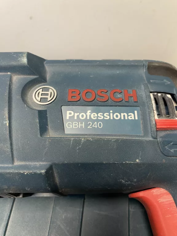 MŁOTOWIERTARKA BOSCH GBH 240 SDS PLUS 790W 2.7J