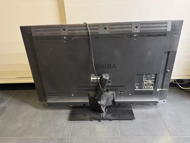 TOSHIBA TV 40" 40RL939 TELEWIZOR LCD + PILOT