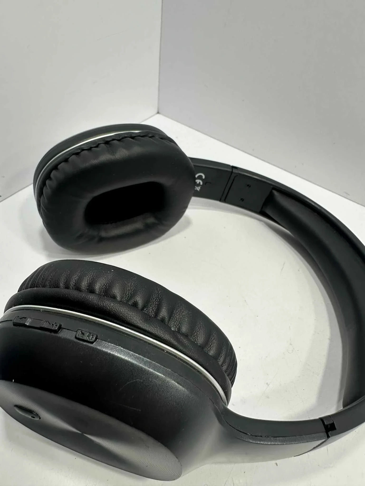 sluchawki-nauszne-bezprzewodowe-fh0918-rodzaj-sluchawek-203681-217745