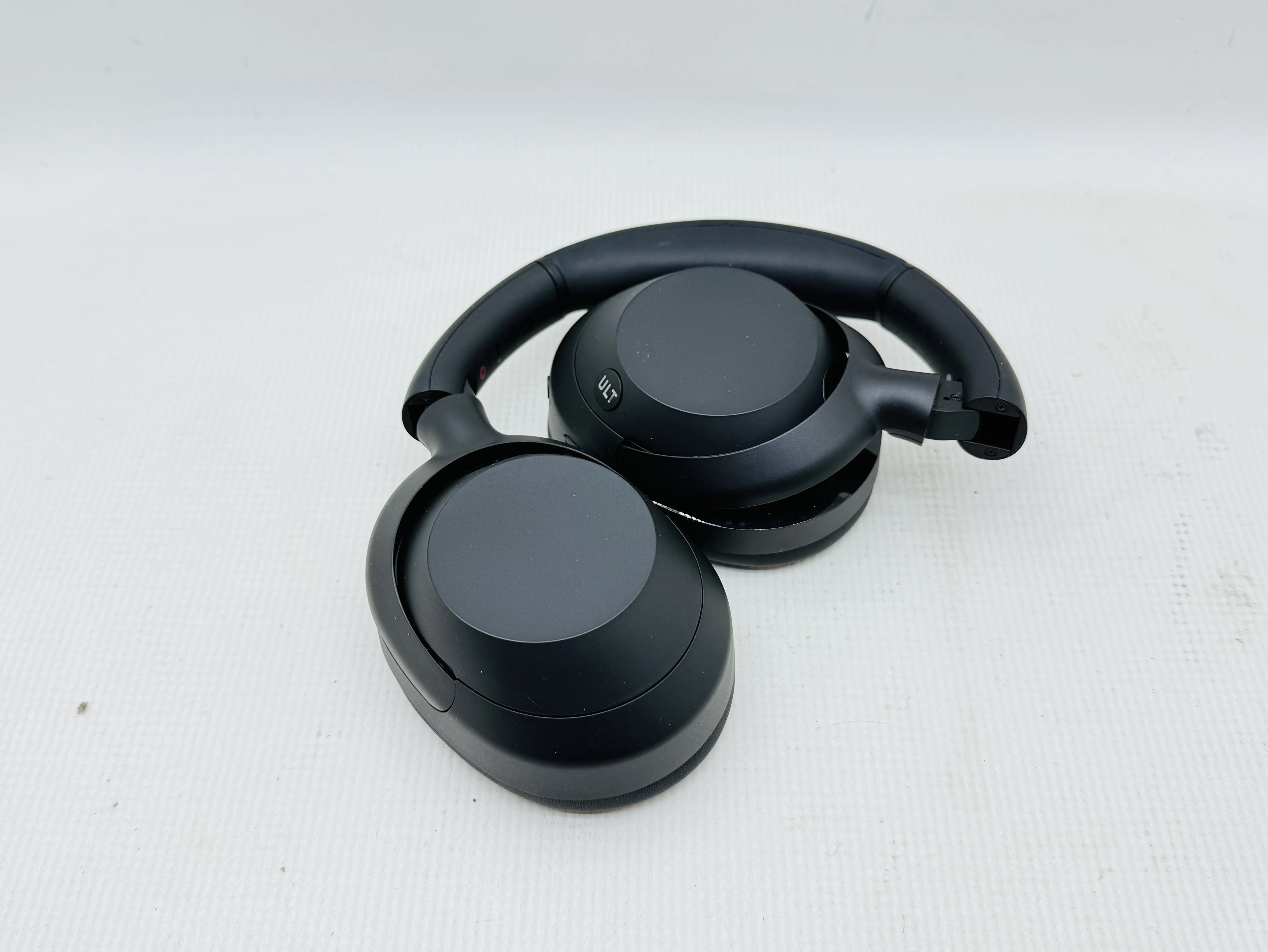 sluchawki-nauszne-sony-ult-power-sound-ult-wear-komplet-ean-gtin-4548736156432