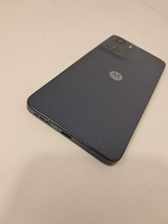 TELEFON MOTOROLA MOTO E15
