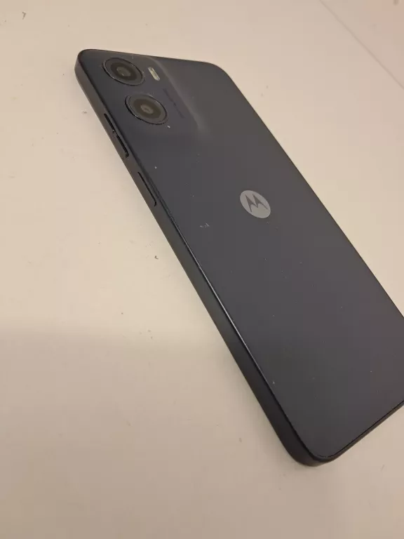 TELEFON MOTOROLA MOTO E15