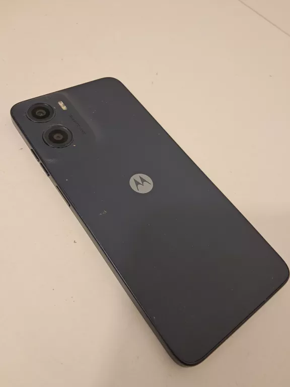 TELEFON MOTOROLA MOTO E15