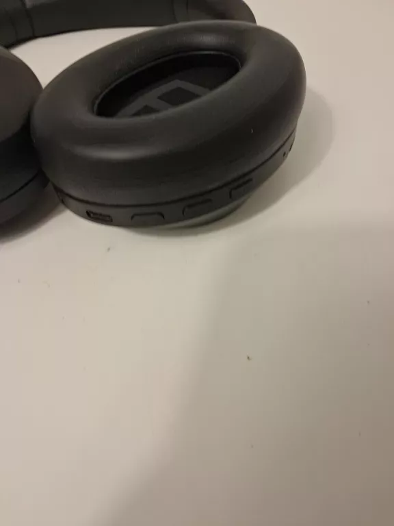 SŁUCHAWKI PHILIPS 8000 SERIES PUDEŁKO