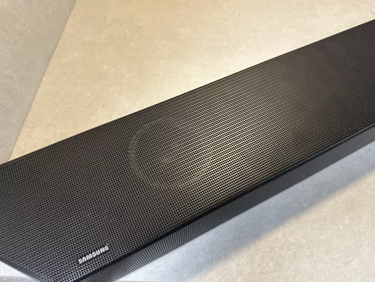 SOUNDBAR SAMSUNG HW-Q800D *IGŁA STAN*