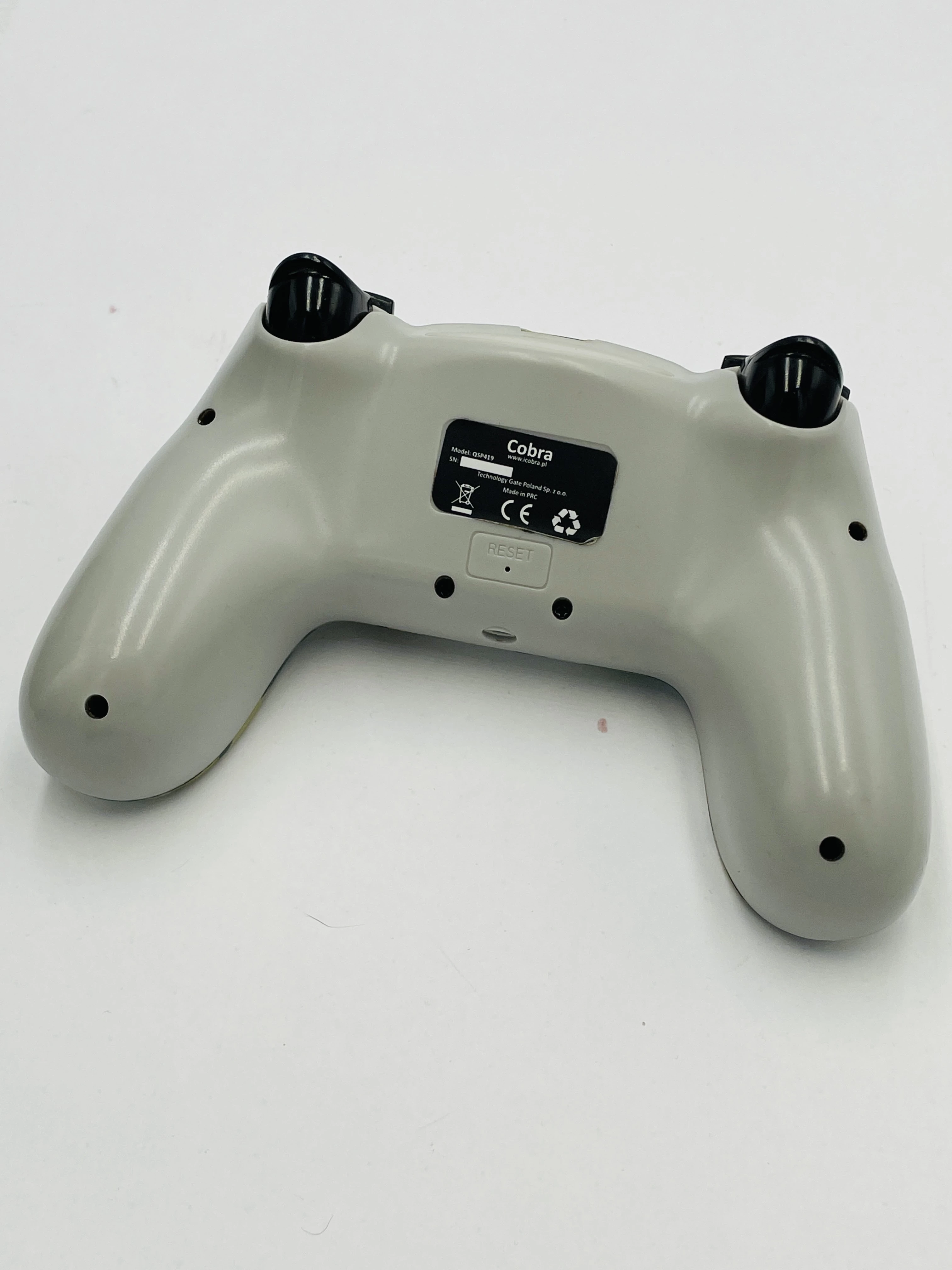 pad-cobra-do-playstation-4-model-qsp419-moro-sposob-podlaczenia-210654-2