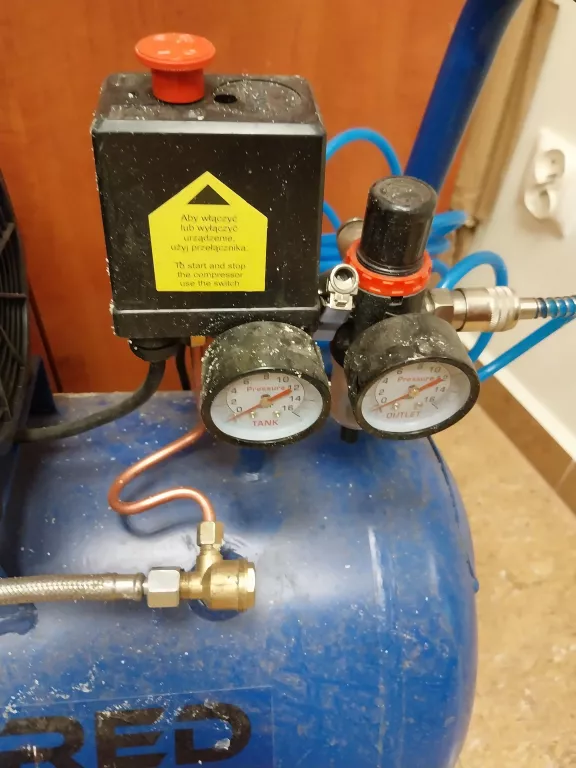 KOMPRESOR TAGRED 50L 384