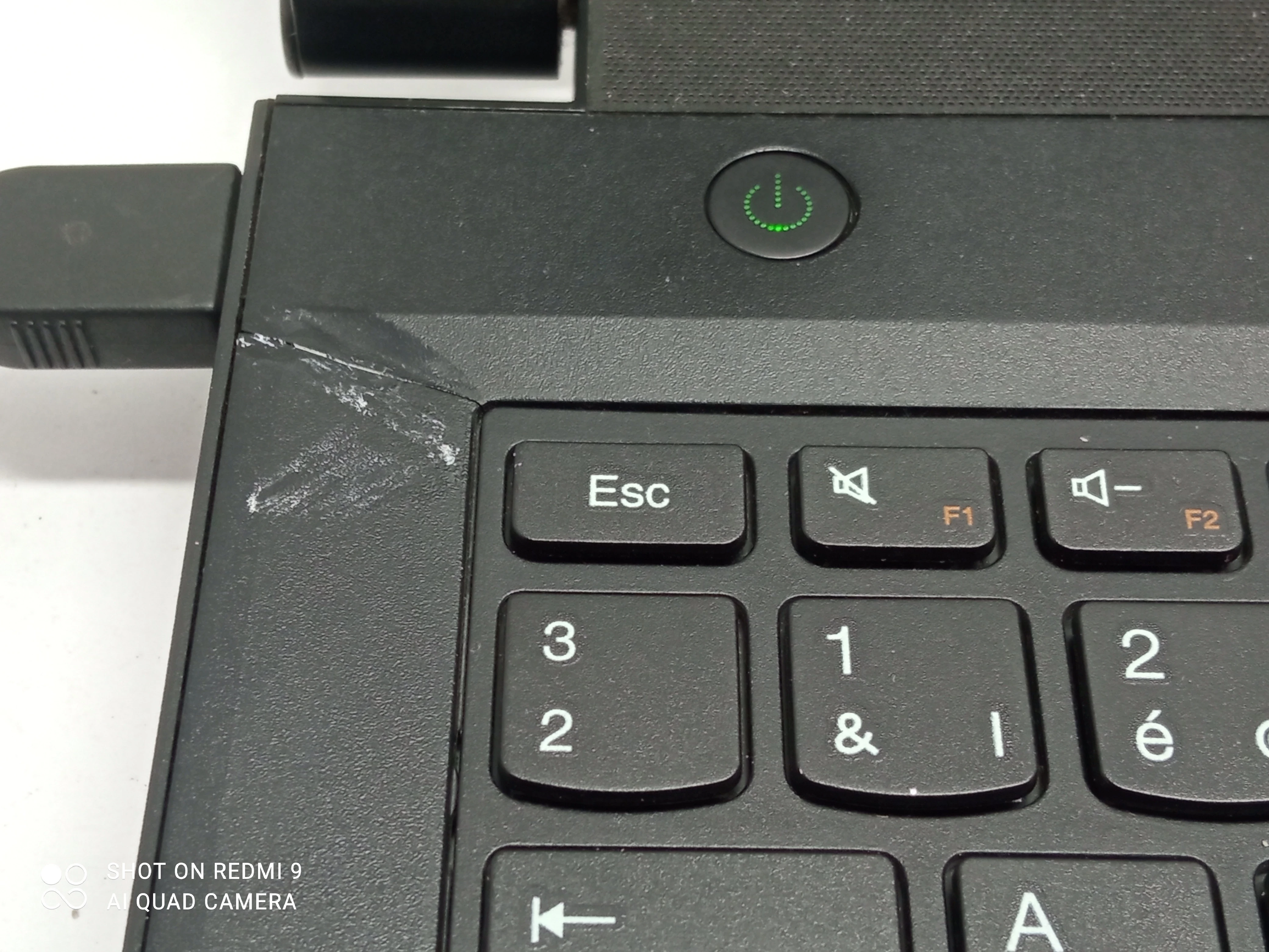 laptop-lenovo-156-intel-celeron-500-gb-czarny-wielkosc-pamieci-ram-200941-2181