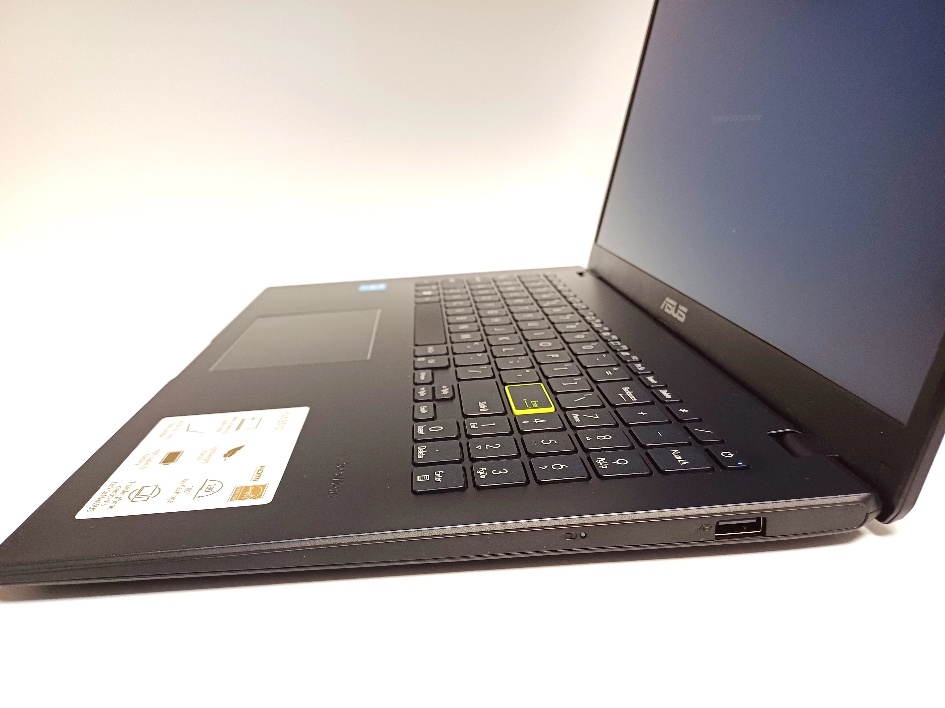 laptop-asus-e510-4gb128gbintel-n4500-pojemnosc-dysku-128