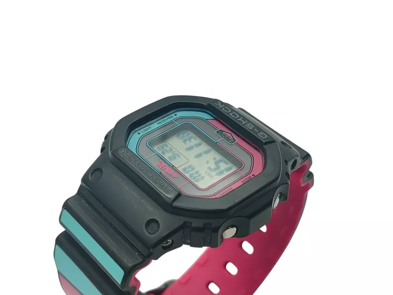 ZEGAREK MĘSKI CASIO G-SHOCK GW-B5600 GORILLAZ X G-SHOCK LIMITED