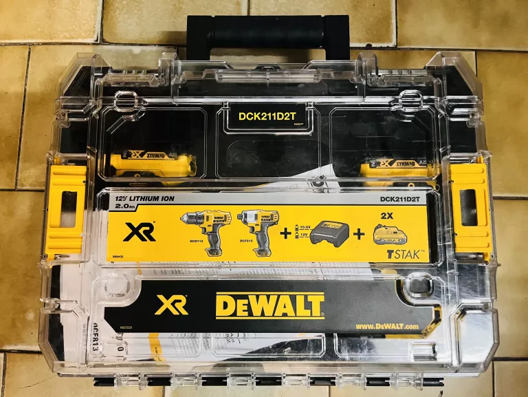 ZESTAW DEWALT DCK211D2T WALIZKA