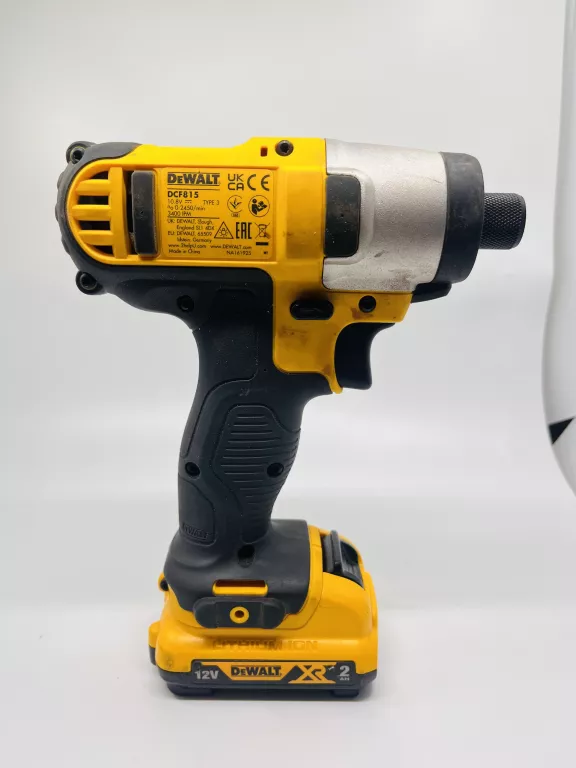 ZESTAW DEWALT DCK211D2T WALIZKA
