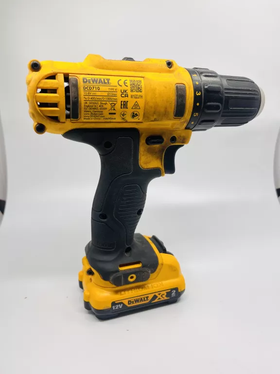 ZESTAW DEWALT DCK211D2T WALIZKA