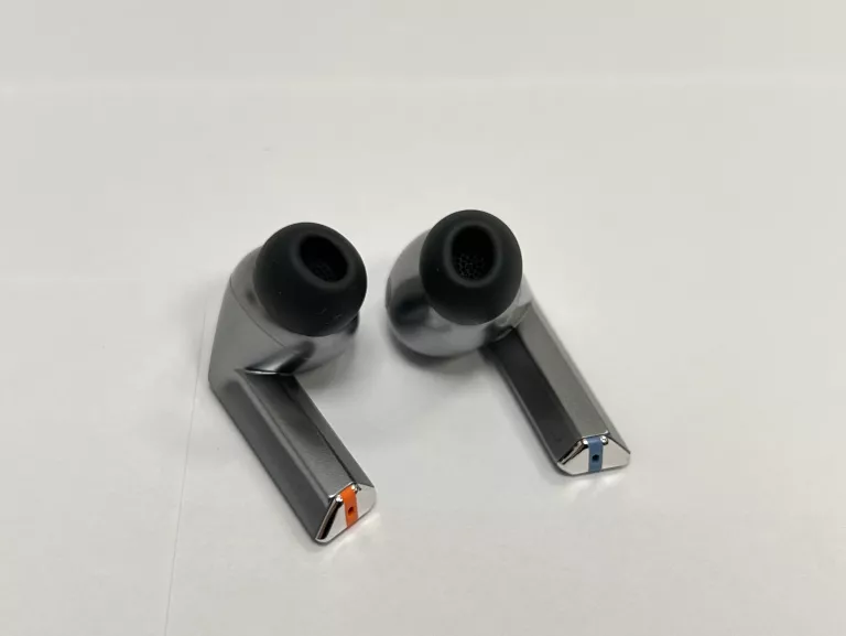 SŁUCHAWKI BT SAMSUNG GALAXY BUDS 3 PRO STAN BDB!